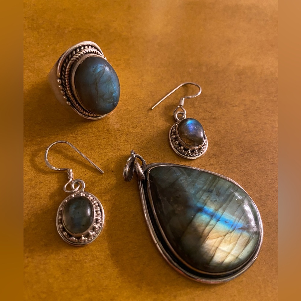 Labradorite, gray pearl & Silver 7 piece set